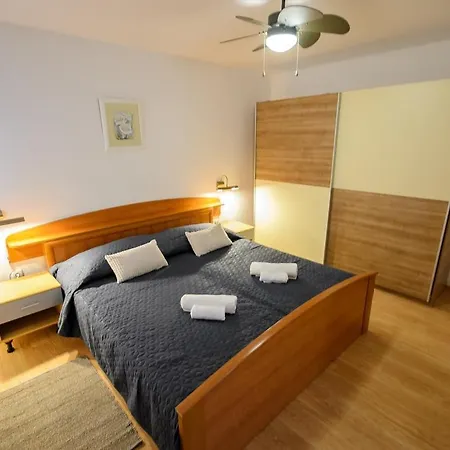 Kate * Dubravica (Dubrovnik)