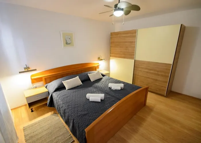 Kate * Dubravica (Dubrovnik)